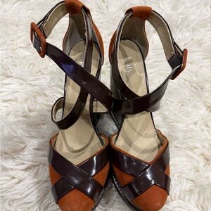 Levity Brown and Tan Strappy Sandals